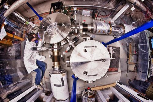 Как выглядит установка Holometer