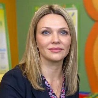 Как школьнику пользоваться телефоном для развития, рекомендует руководитель образовательной онлайн-платформы Елена Иванова