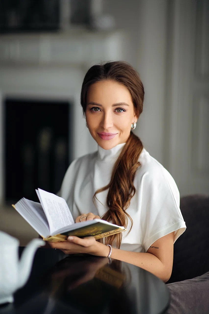 Со скольких лет ребёнку можно телефон, объясняет психолог Ксения Мосунова