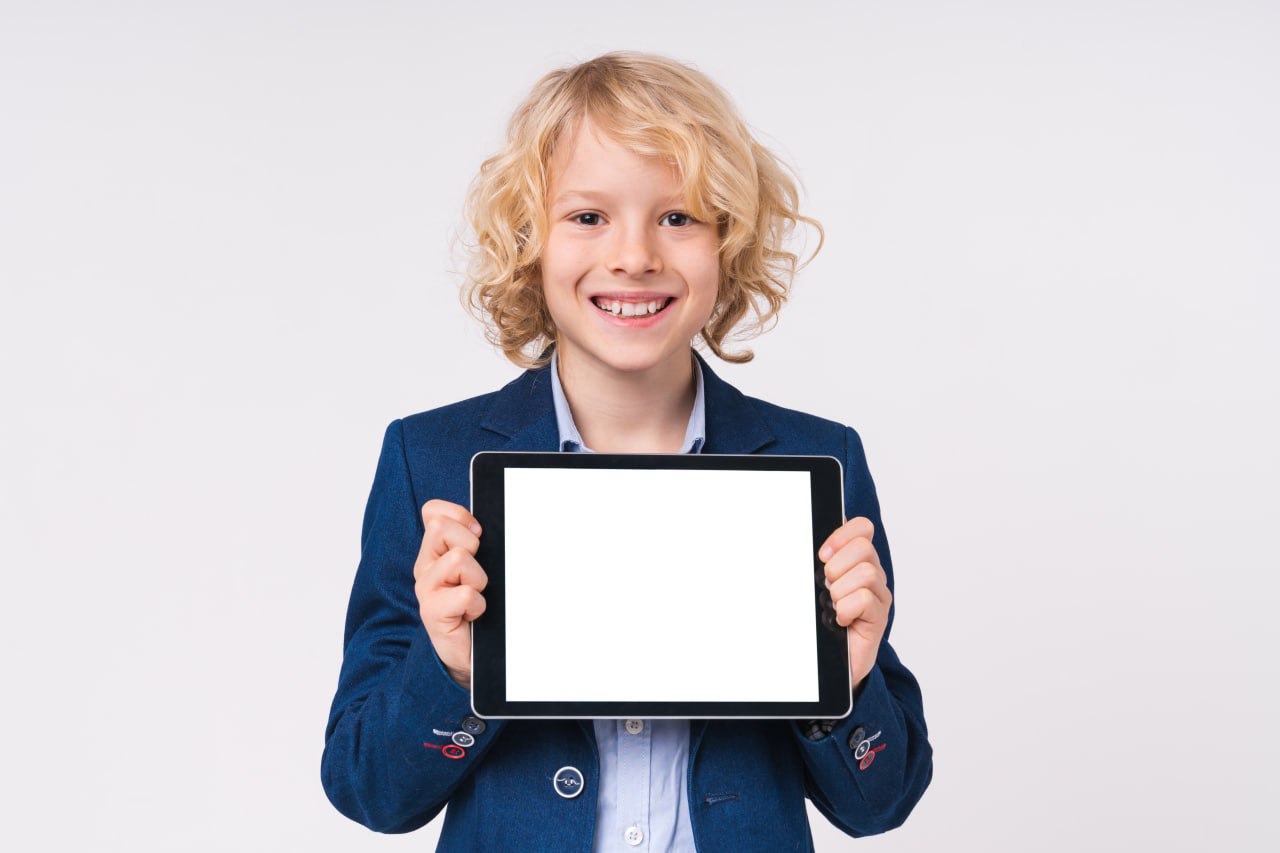 Онлайн-обучение в школе: как всё устроено